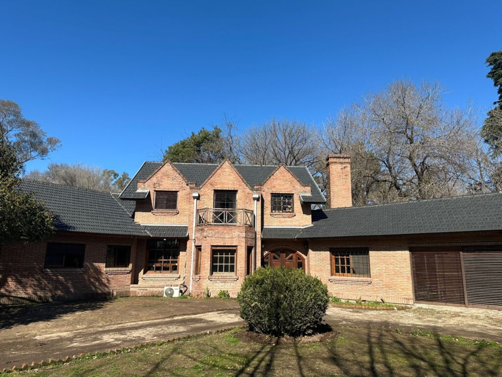 WhatsApp Image 2025-10-02 at 10.17.10 (2)